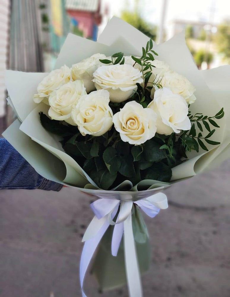 Букет Белые розы Проуд в Верховье