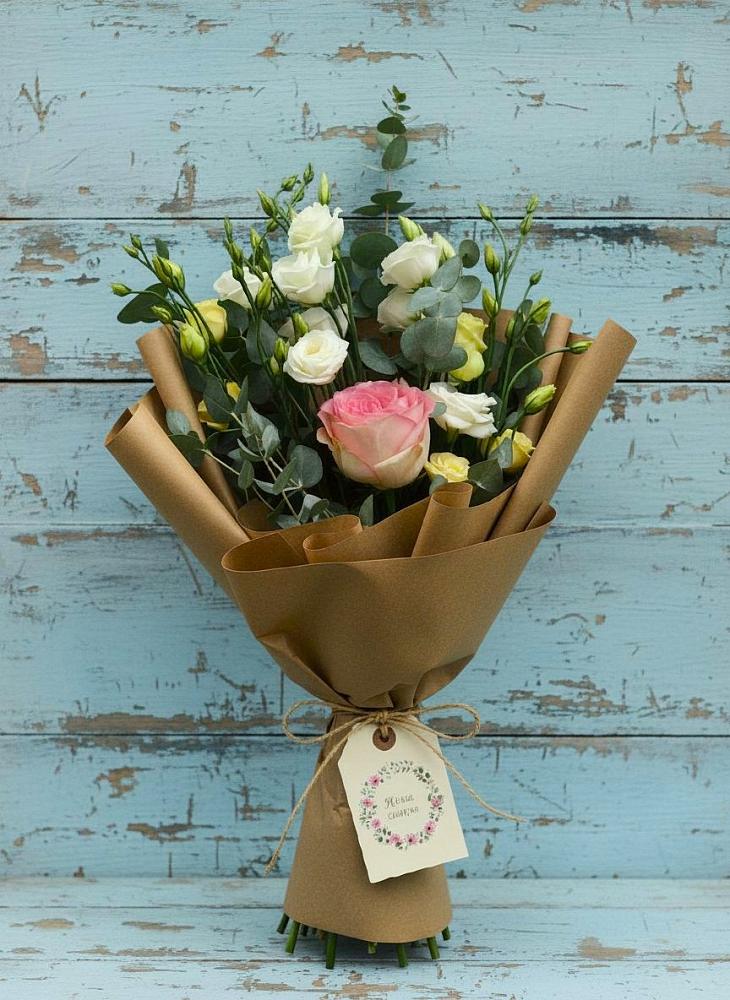 Букет цветов из: Розы и Лизиантусы в Верховье