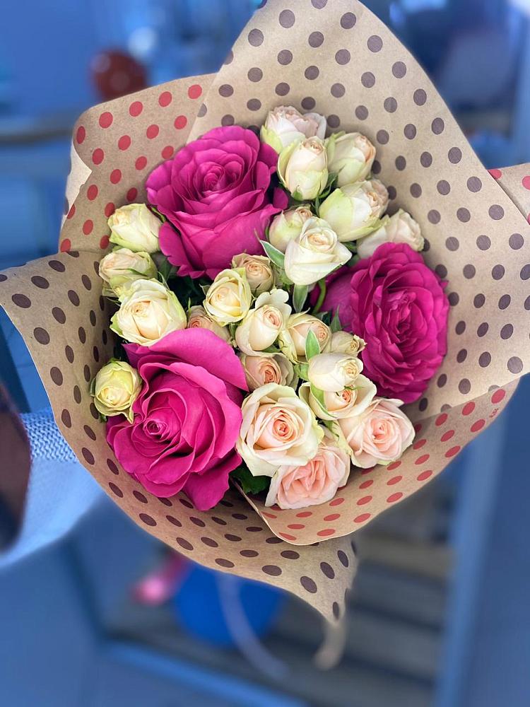 Букет цветов из: Розы в Верховье