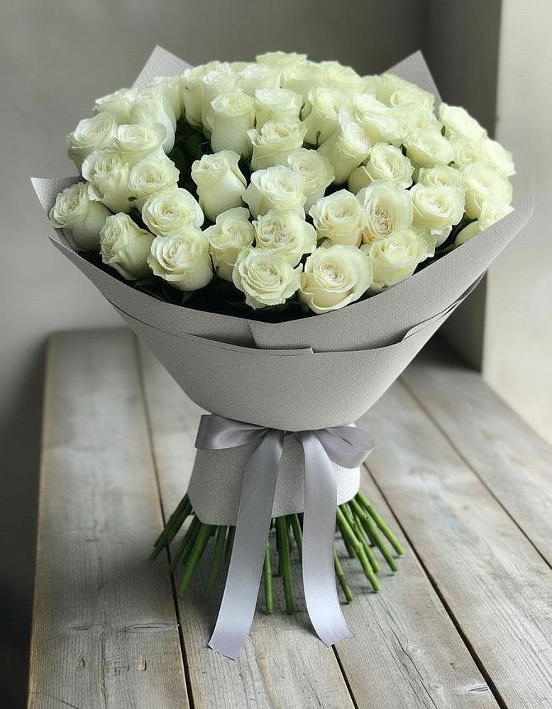 Букет 35 Белых роз в Верховье