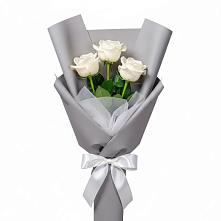 Букет 3 белые розы в Верховье