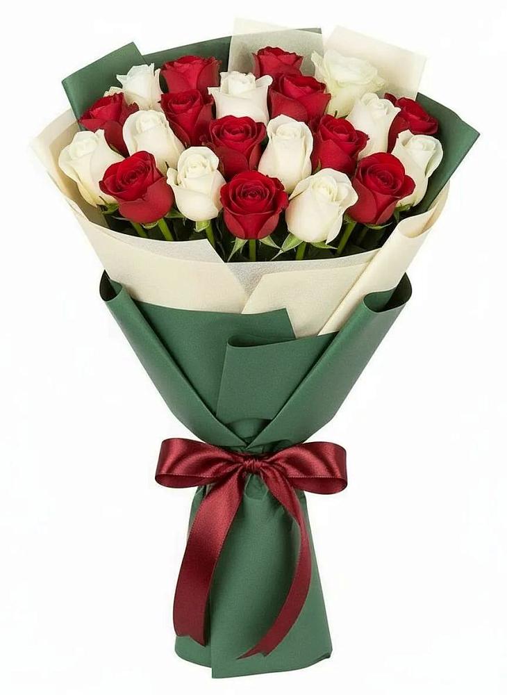 Букет Микс из красных и белых роз в Верховье