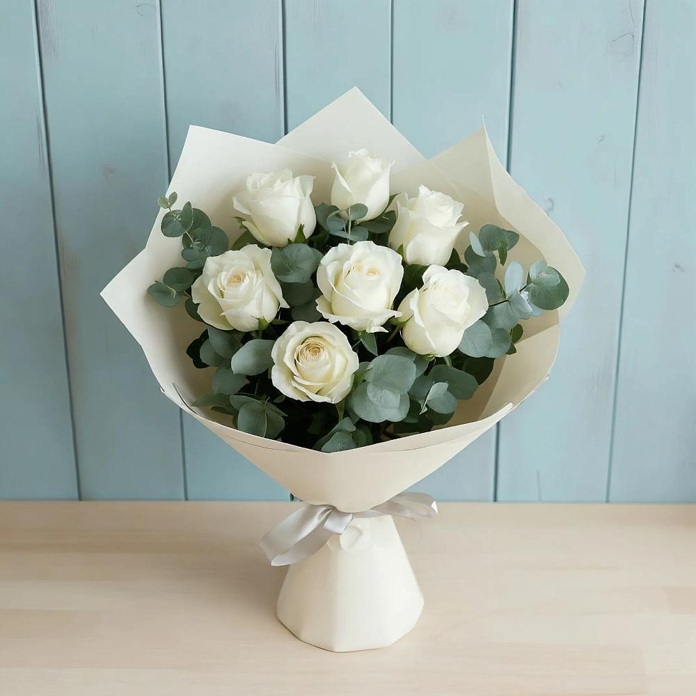 Букет Белые розы в Эвкалипте в Верховье