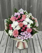 Букет цветов из:  Альстромерии, Гвоздики, Розы и Хризантемы в Верховье