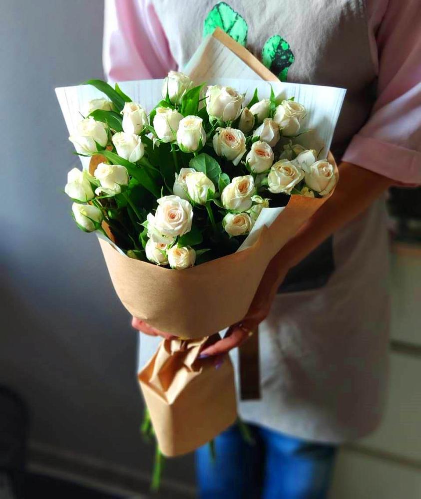 Букет цветов из: Розы в Верховье