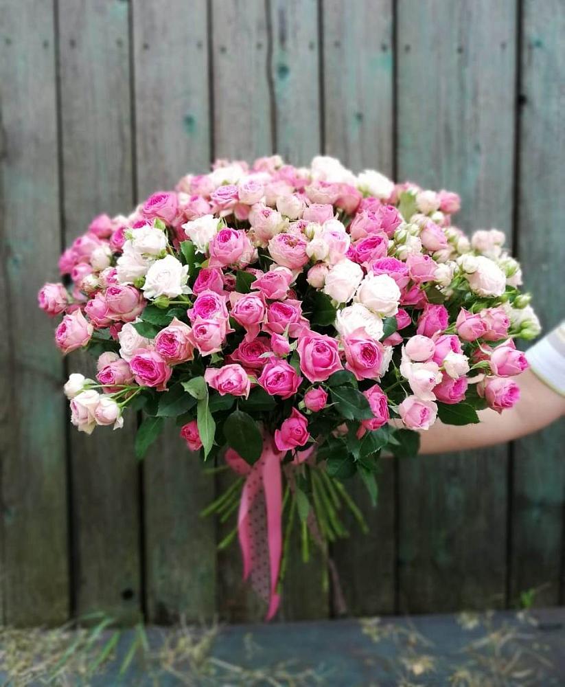 Букет Розовые кустовые розы Натали и Лав Лидия в Верховье
