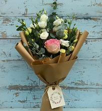 Букет цветов из:  Розы и Лизиантусы в Верховье