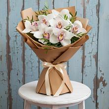 Букет цветов из:  Орхидеи и Розы #REPLACE_PRED# Верховье