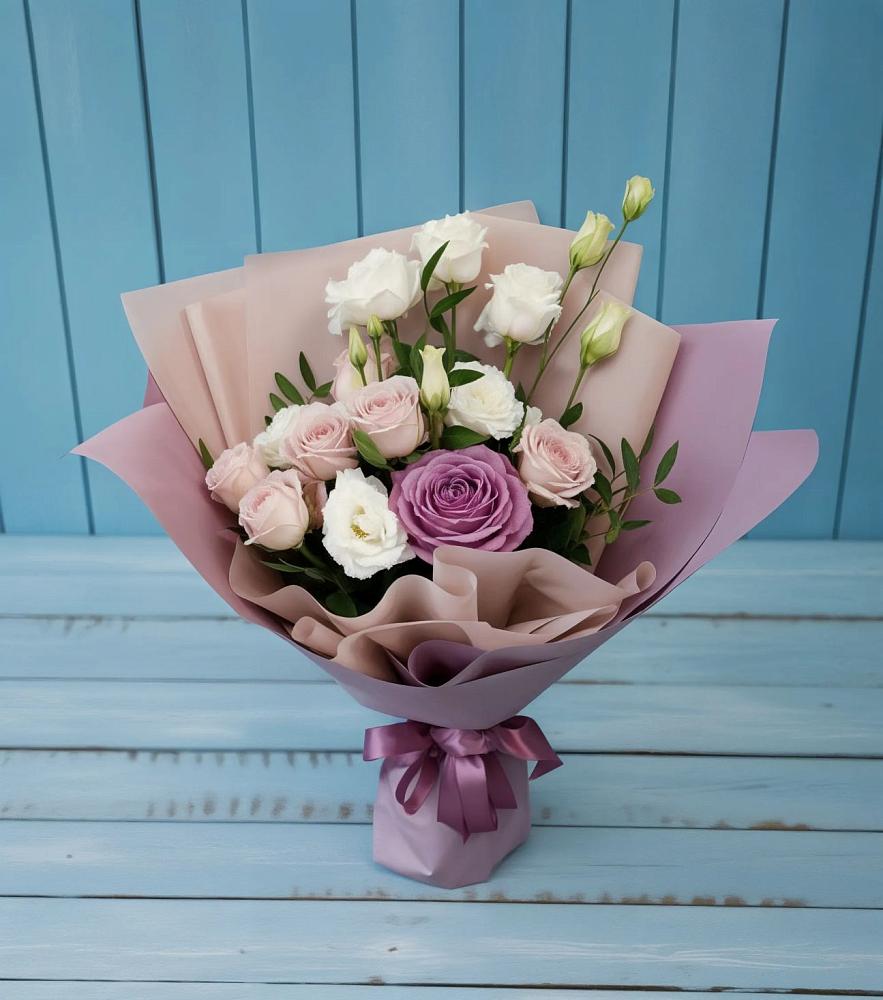 Букет цветов из: Розы и Лизиантусы в Верховье